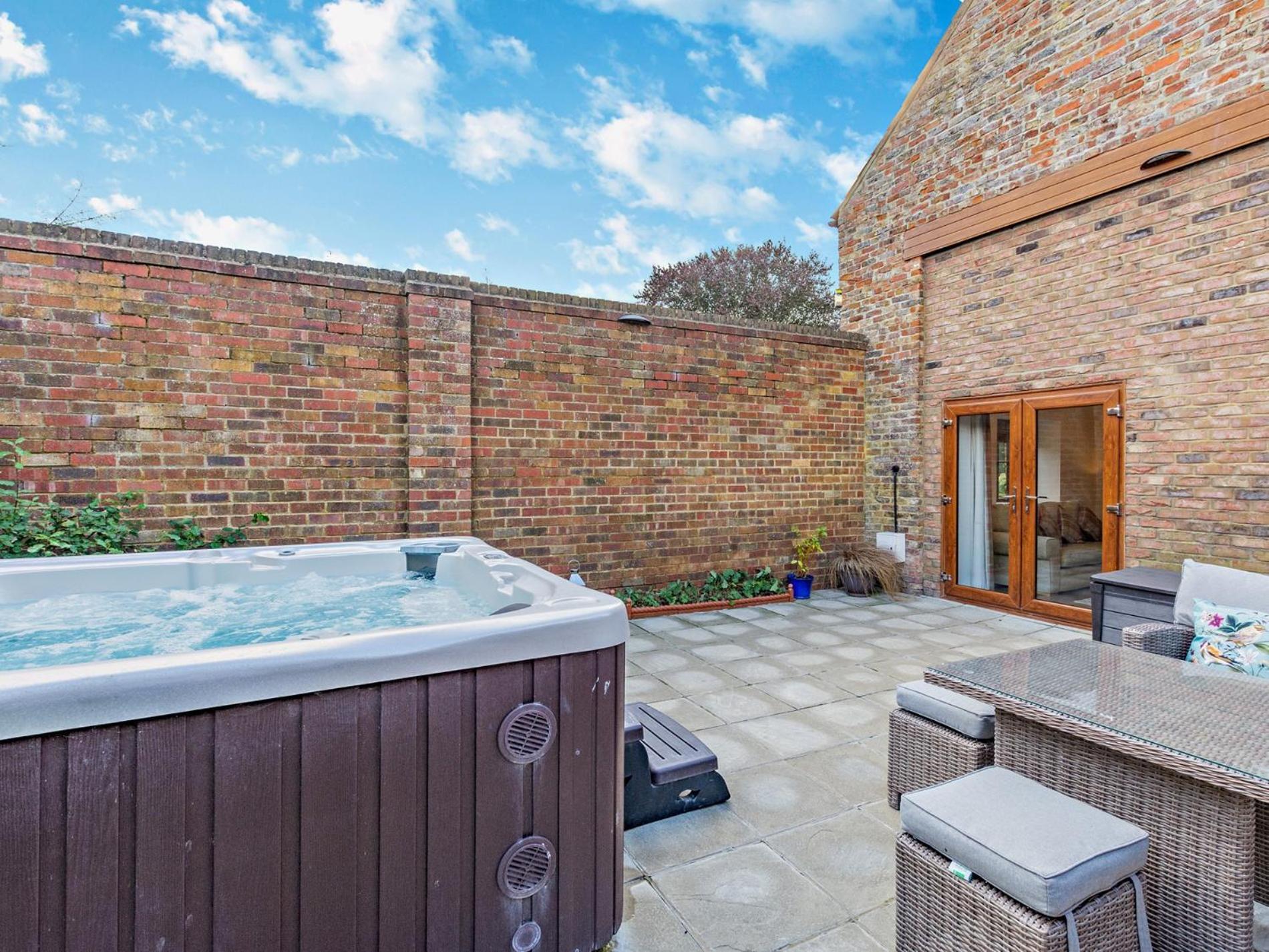 2 Bed In Filey 79280 Villa Wold Newton  Kültér fotó